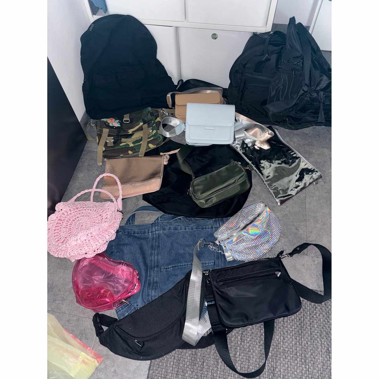 image of Taschen zu verschenken - München