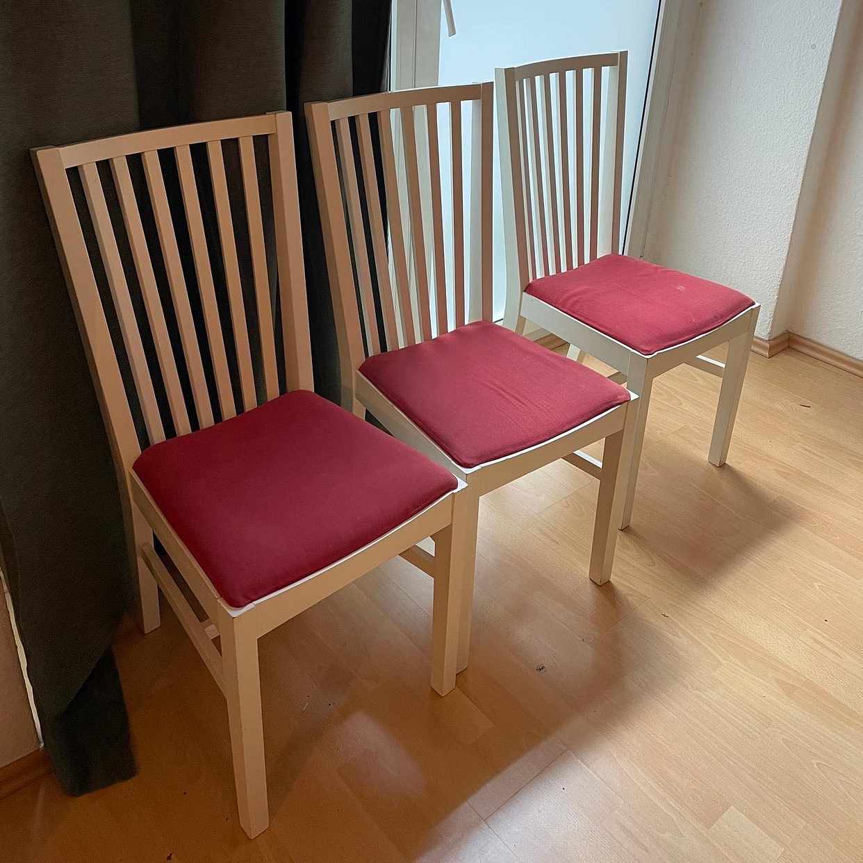 image of Chairs pickup - 