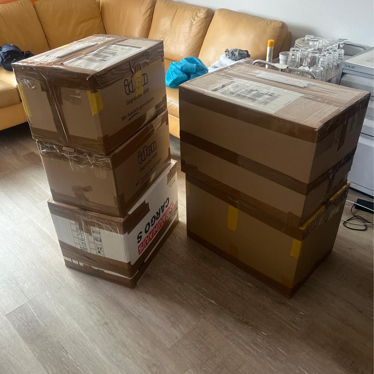 image of cardboard boxes 5 - 