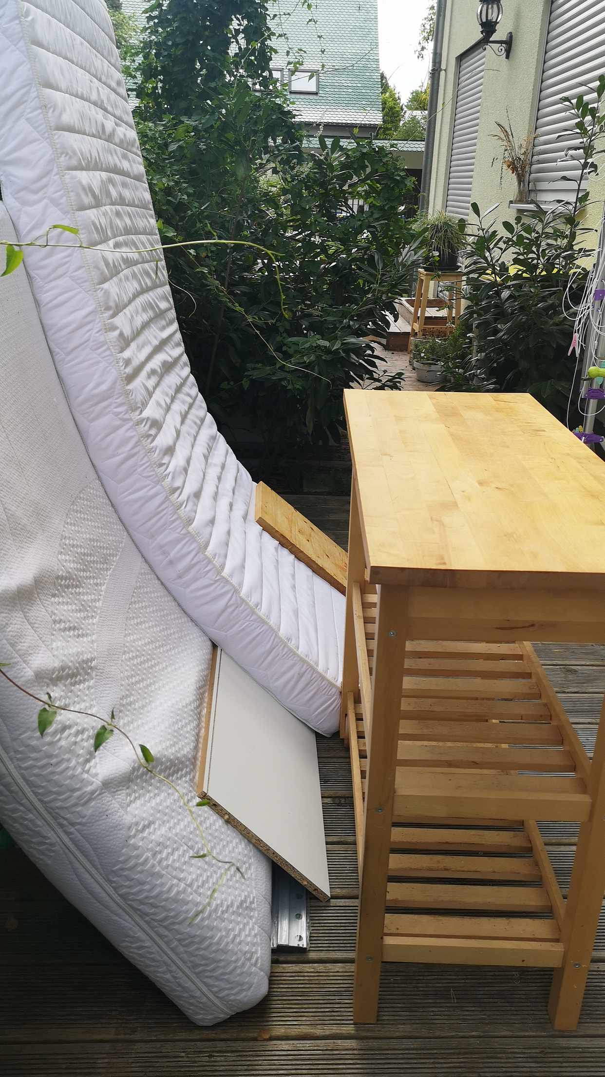 image of Mattresses, wooden draws - Berlin