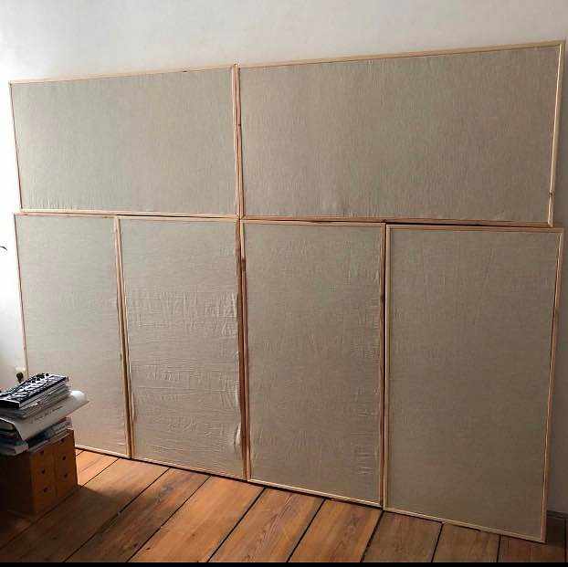 image of Moving four panels - 