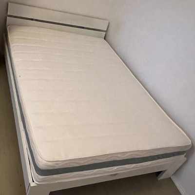 image of Matratz und bed - 