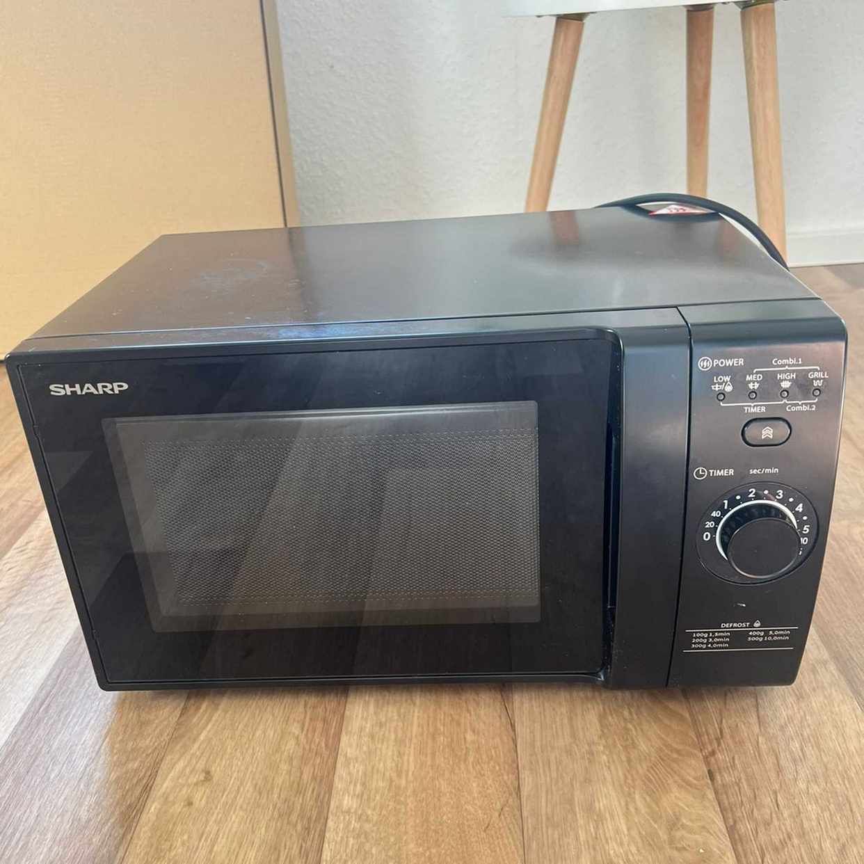 image of Non functional microwave - Berlin