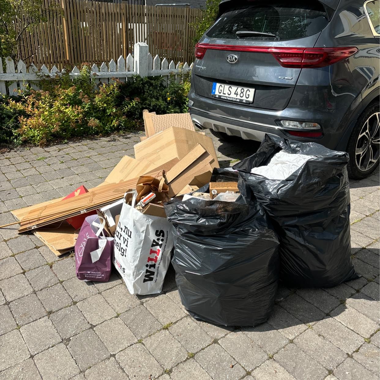 image of Mixed recycling and waste - Älvsjö