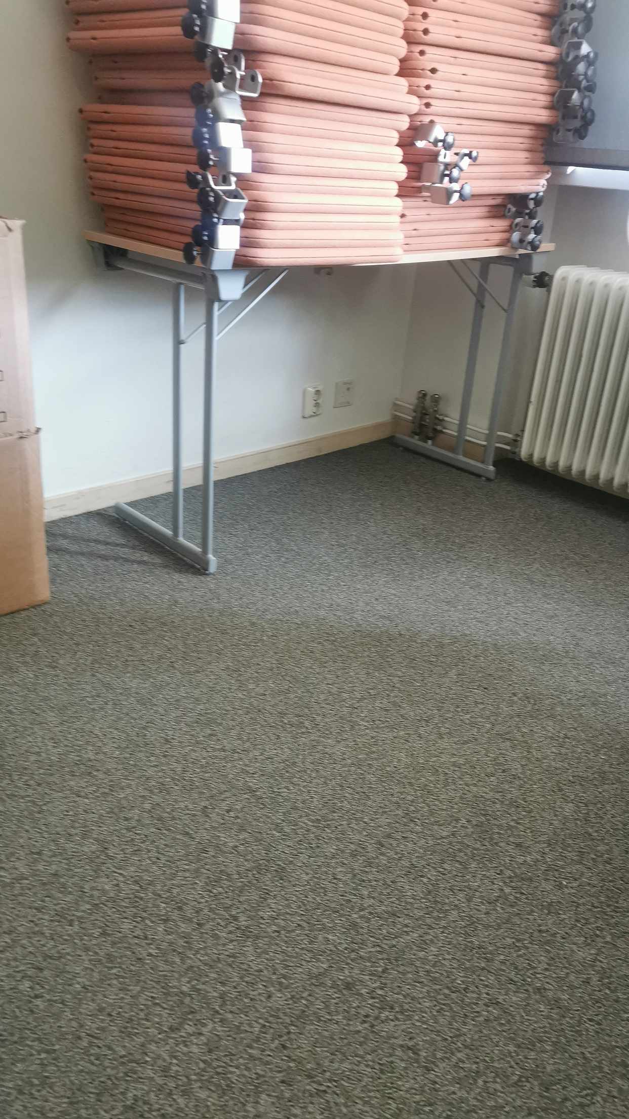 image of Hämta och lämna en soffa - 