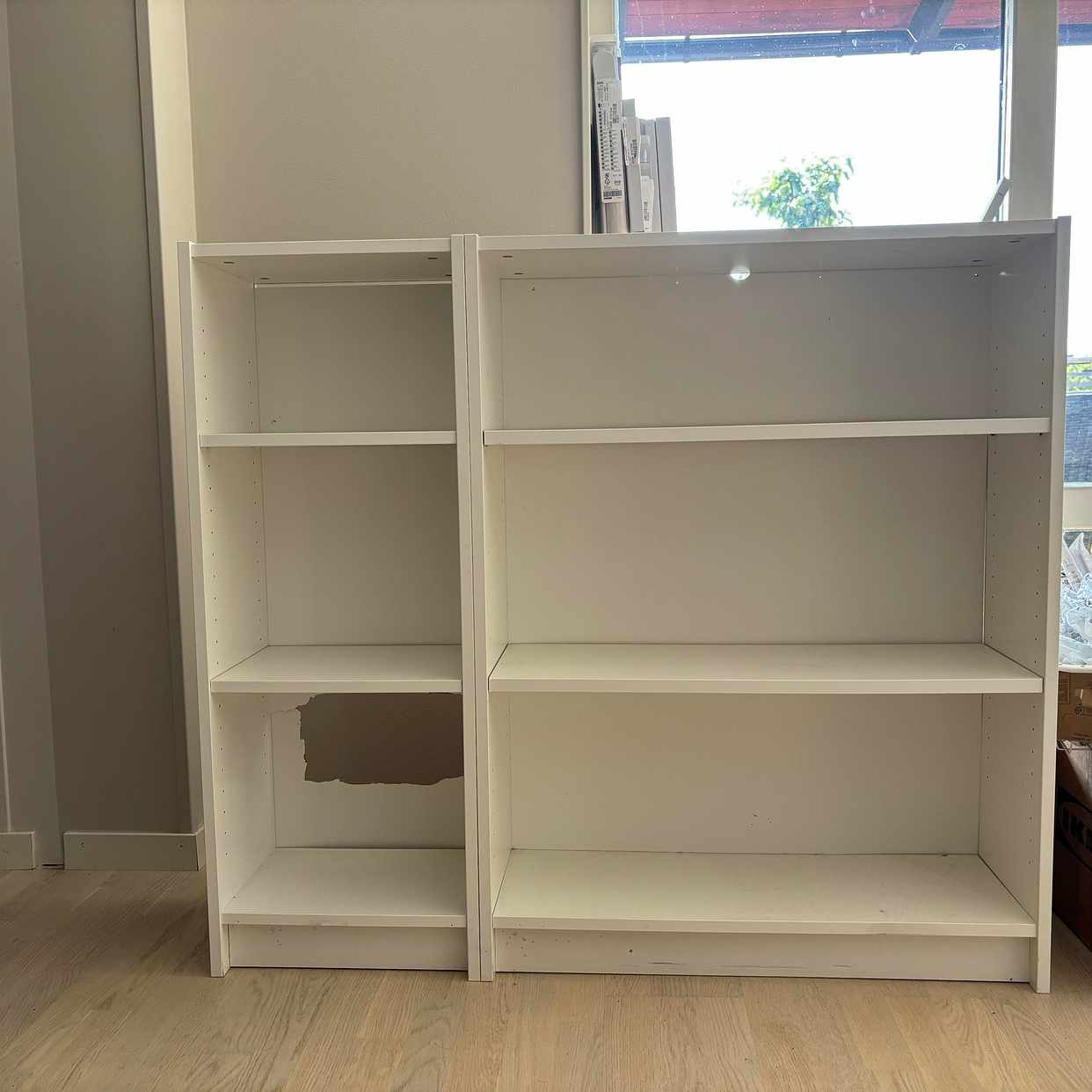 image of Två Ikea Billy bokhyllor - Sigtuna