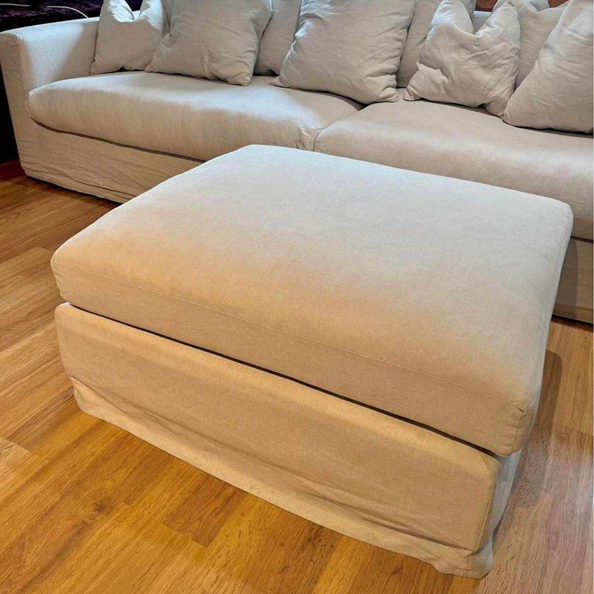 image of Hämta soffa och pall - 