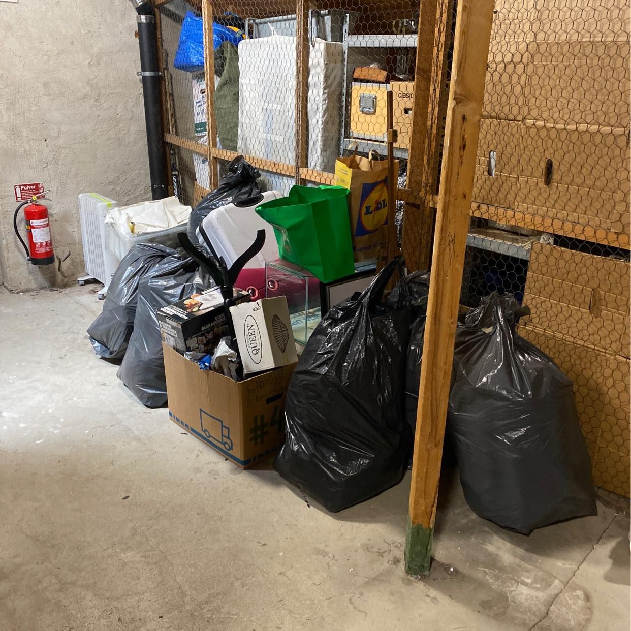 image of Rensar på vinden 4 trappo - Stockholm