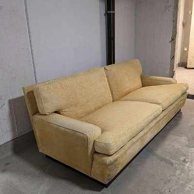 image of Pick up couch - 