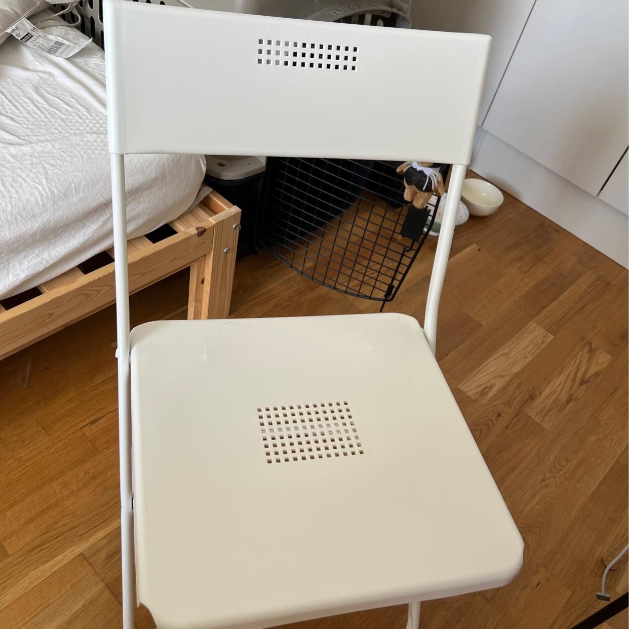 image of IKEA desk - Sollentuna