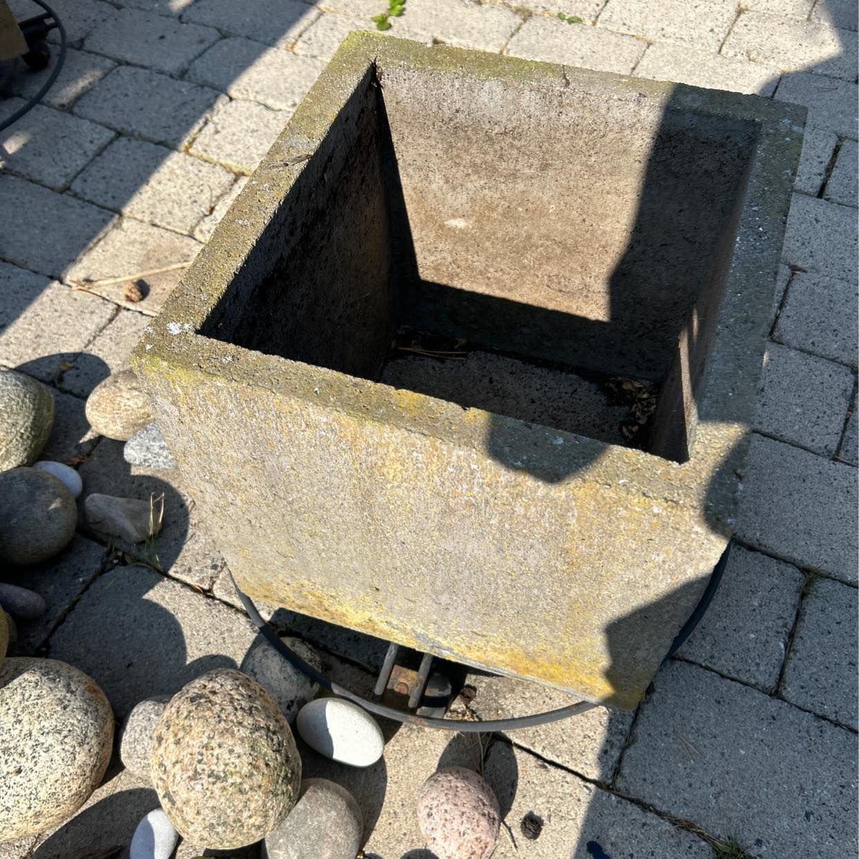 image of 5 st cementkrukor - Höllviken