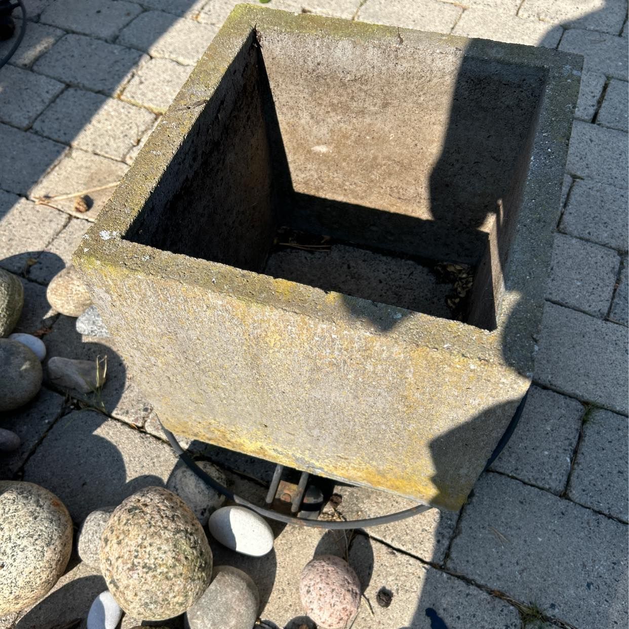 image of 5 st cementkrukor - Höllviken