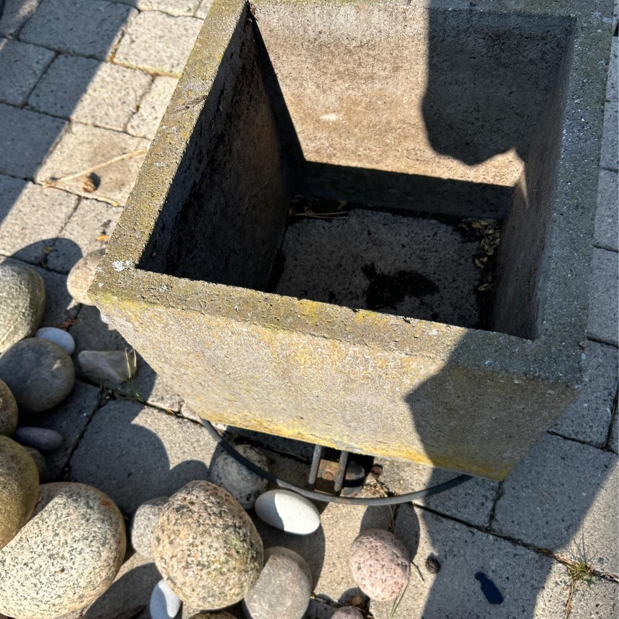 image of 5 st cementkrukor - Höllviken