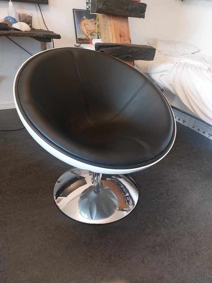 image of Designe Fåtölj  - 