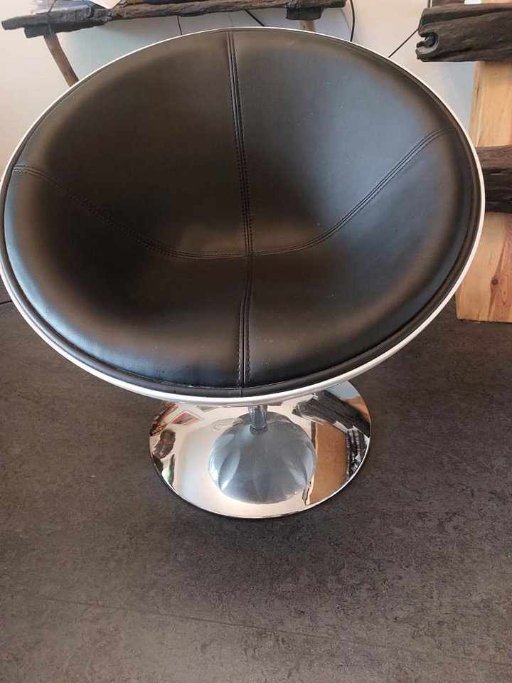 image of Designe Fåtölj  - 