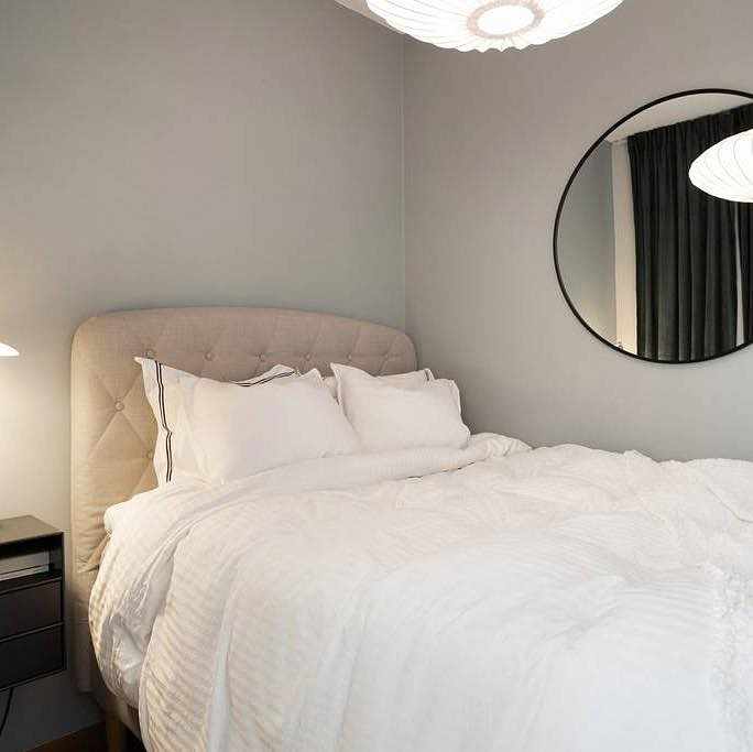 image of Flytta säng och soffbord - 