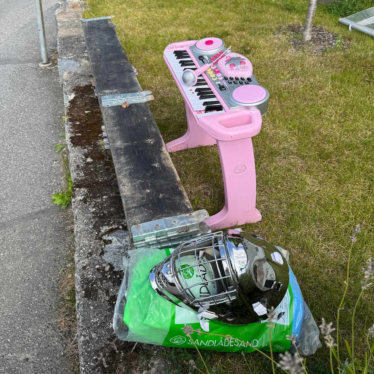 image of Pallkragar samt plast - Bromma