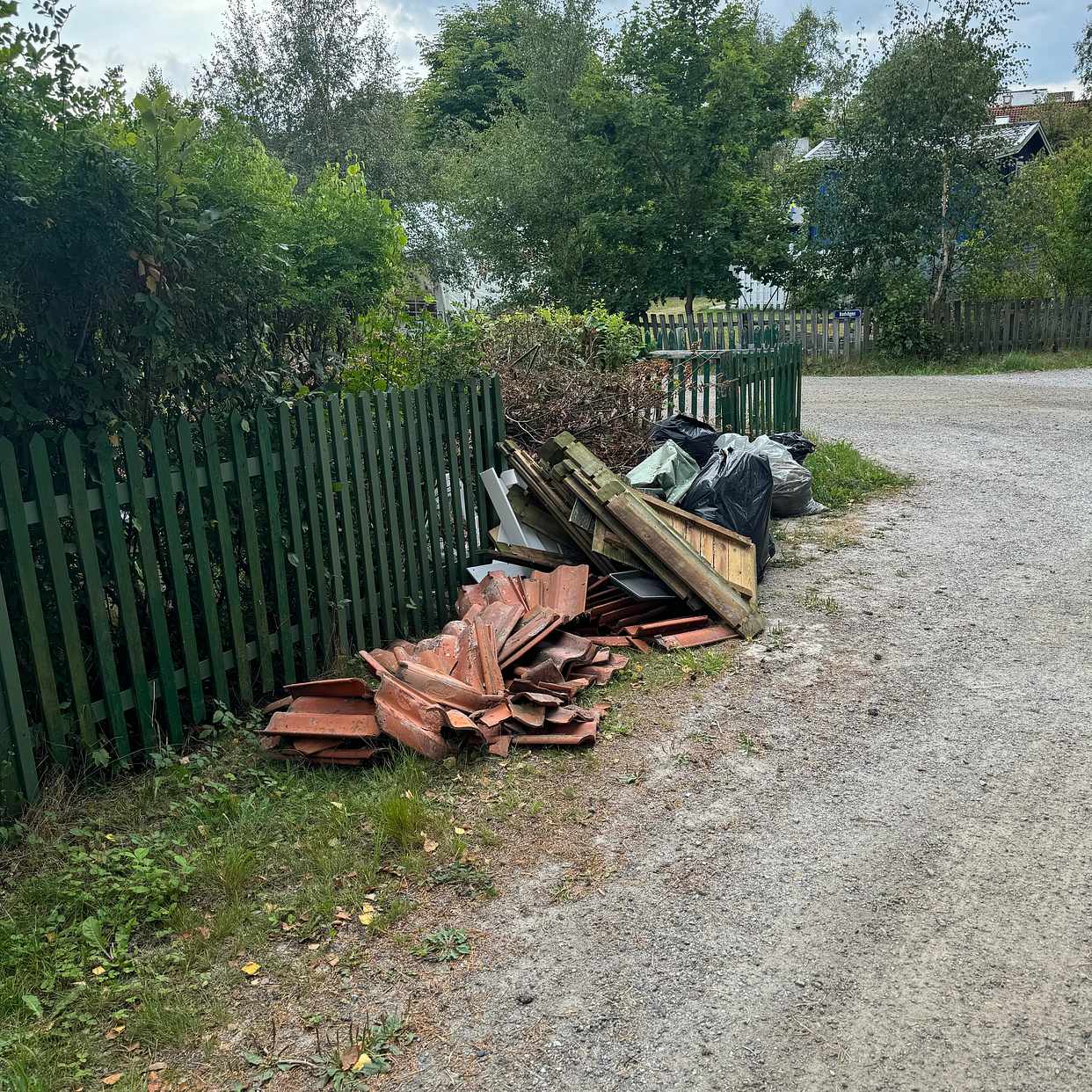 image of Träd och kvistar mm - Årsta Havsbad