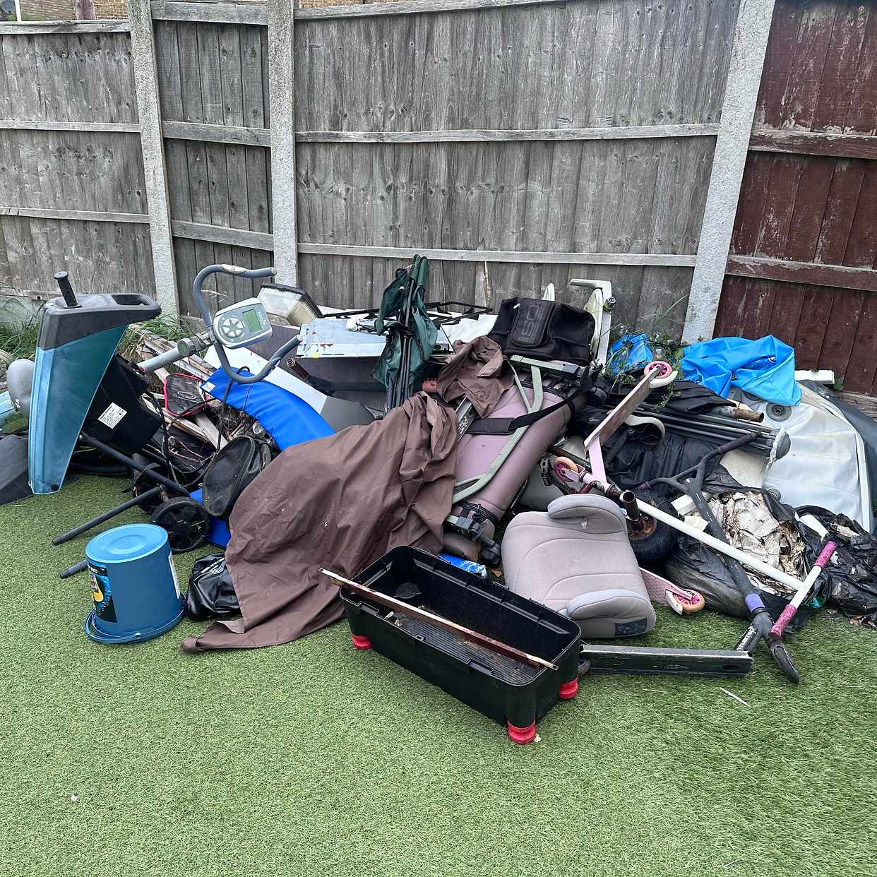 image of Rubbish collection - Havering
