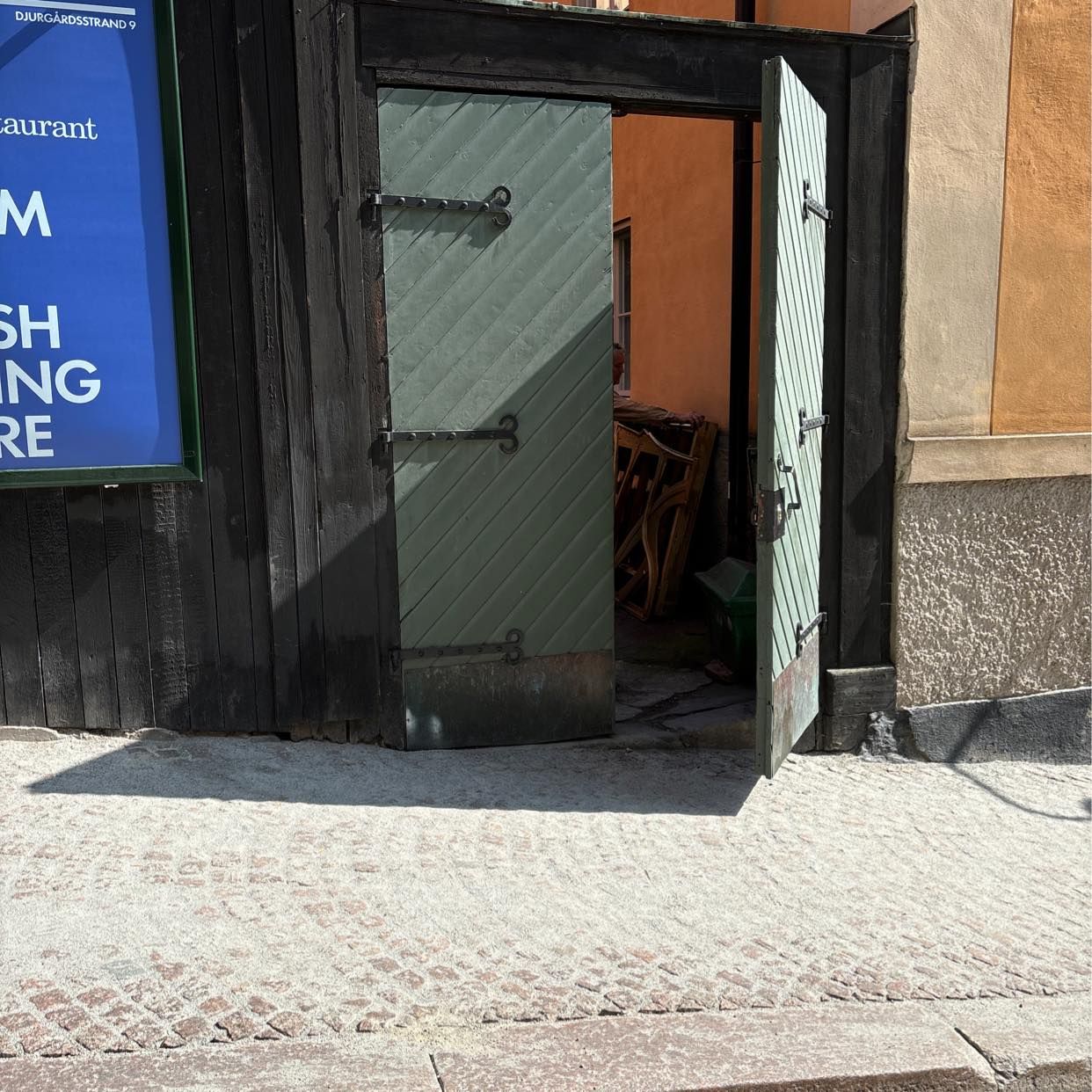 image of Otympliga möbler - Södermalm