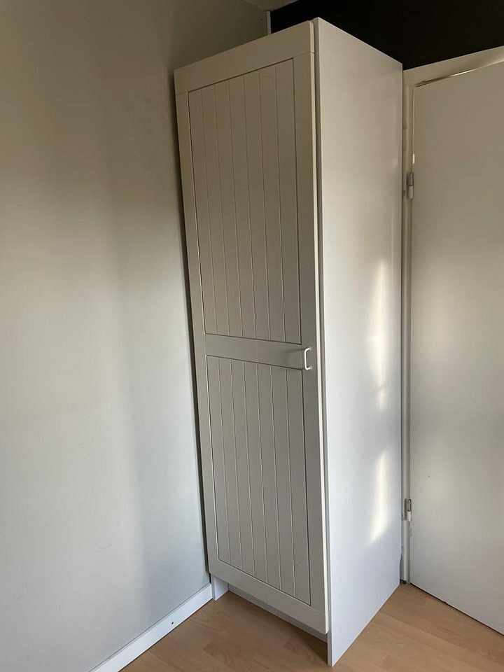 image of Harderob - 