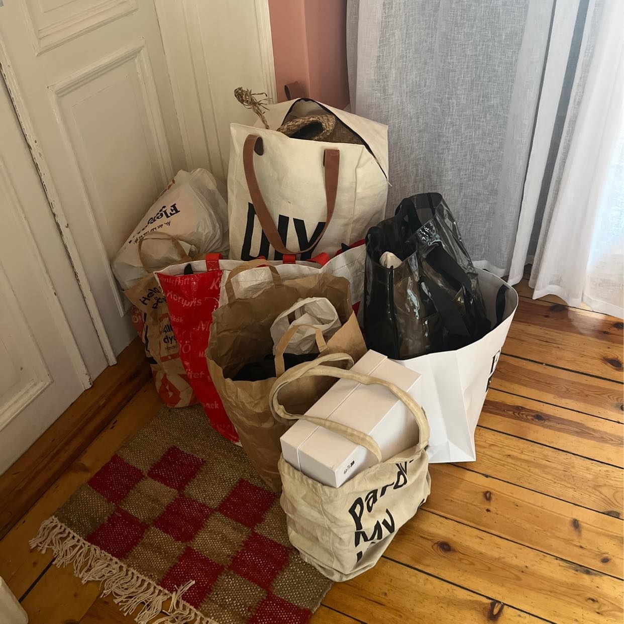 image of Mixed bags with waste - Stockholm