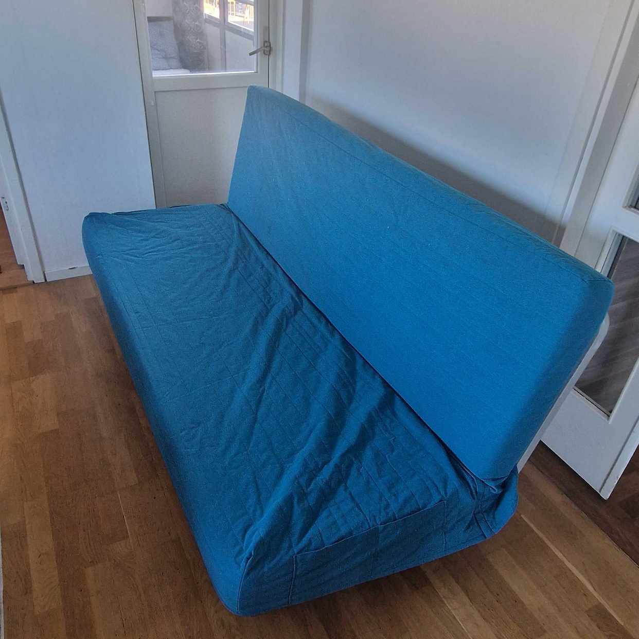 image of Säng i bra skick - Handen
