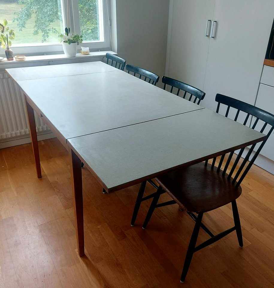 image of Perstorpsbord med utdrags - 