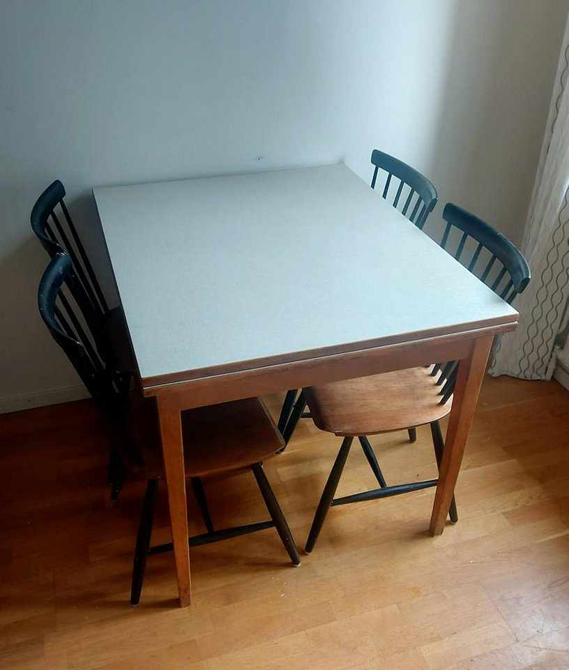 image of Perstorpsbord med utdrags - 