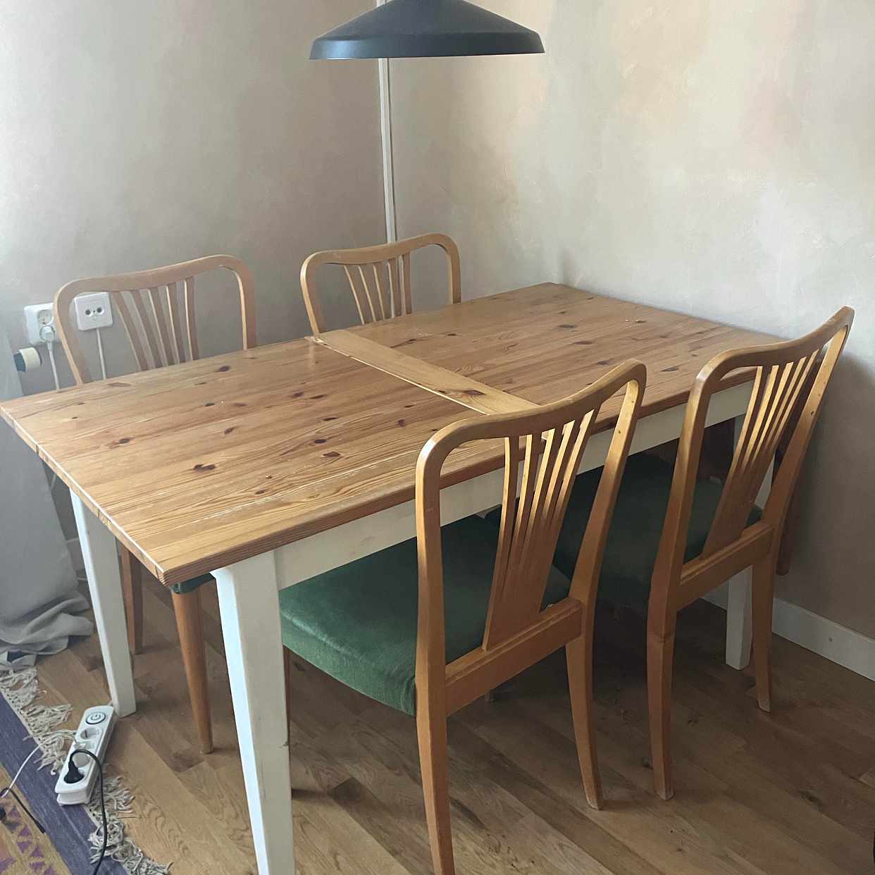 image of Table and Chairs set - Johanneshov