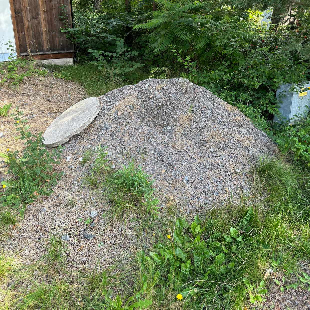 image of Flytta sten och singel - Saxtorp