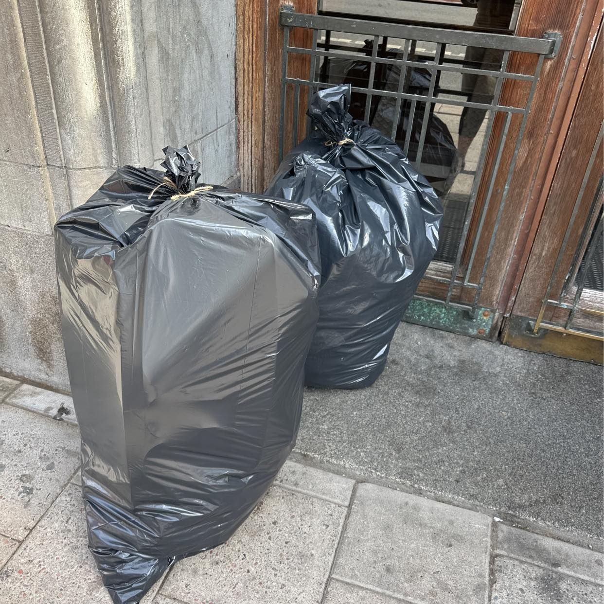 image of Blommor plast kartong - Södermalm