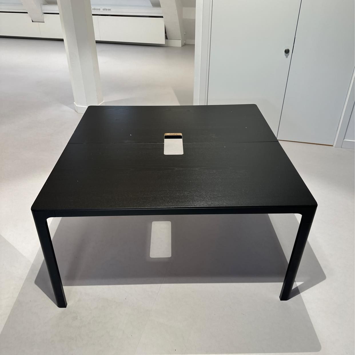 image of Bord bortskänkes, IKEA - Södermalm
