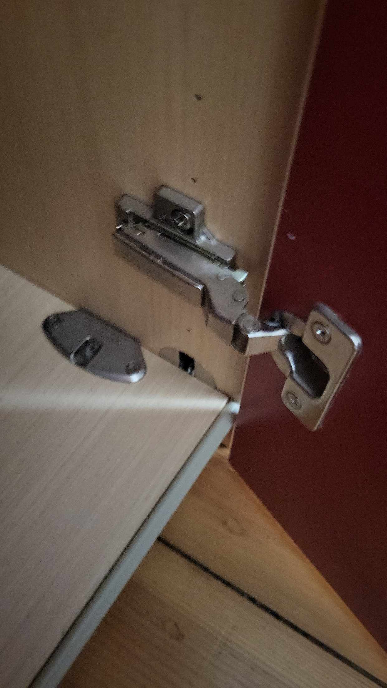 image of Hülsta Kleiderschrank - Berlin