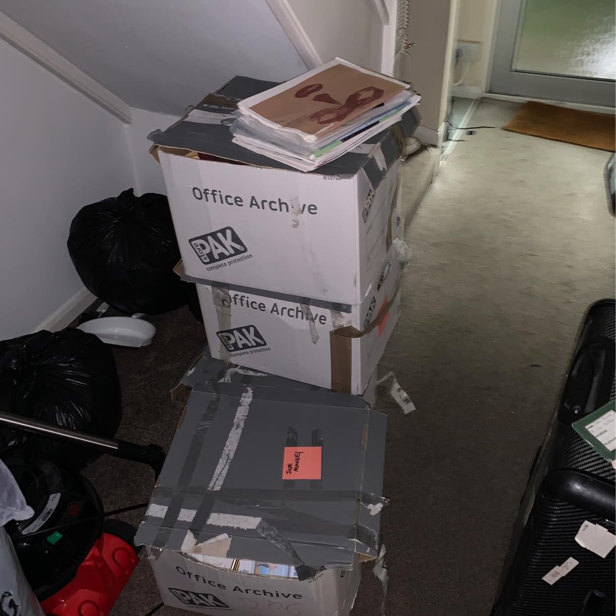 image of Boxes, suit case, guitar - 
