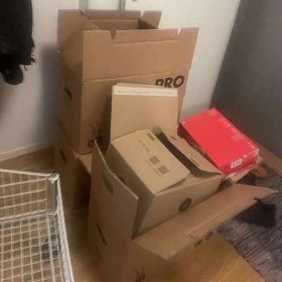image of 6 boxar och tv transport  - 