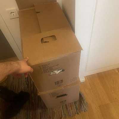 image of 6 boxar och tv transport  - 