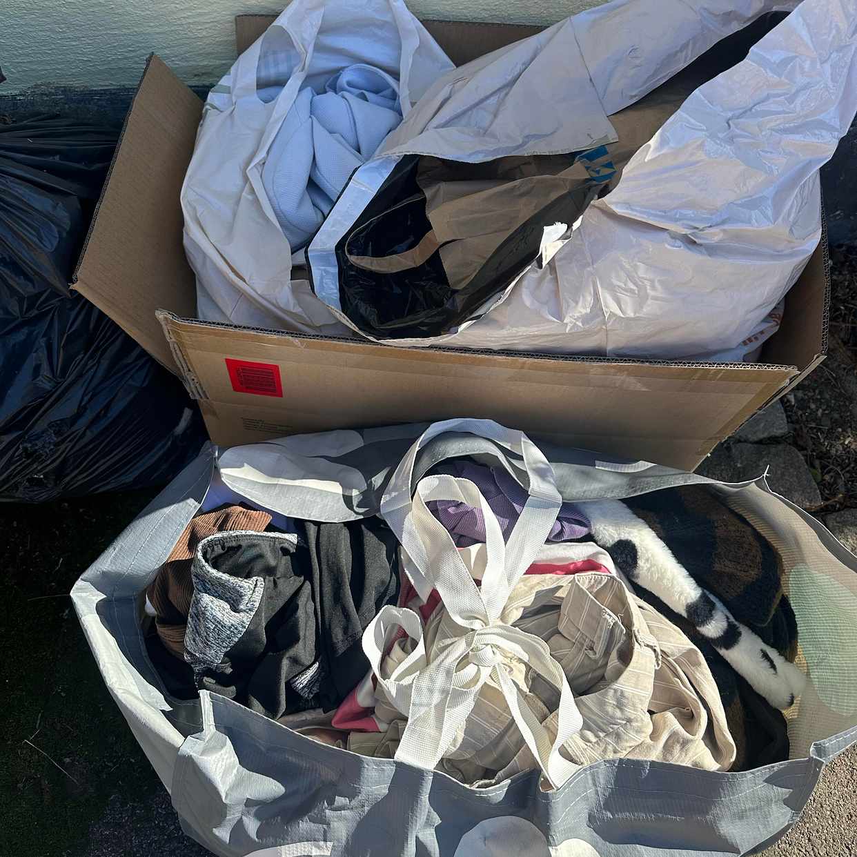 image of Clothes, gardenwaste - Malmö