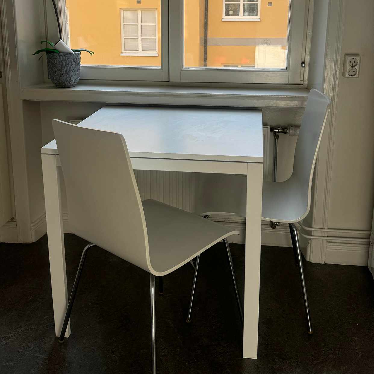 image of Bord plus stolar - Stockholm