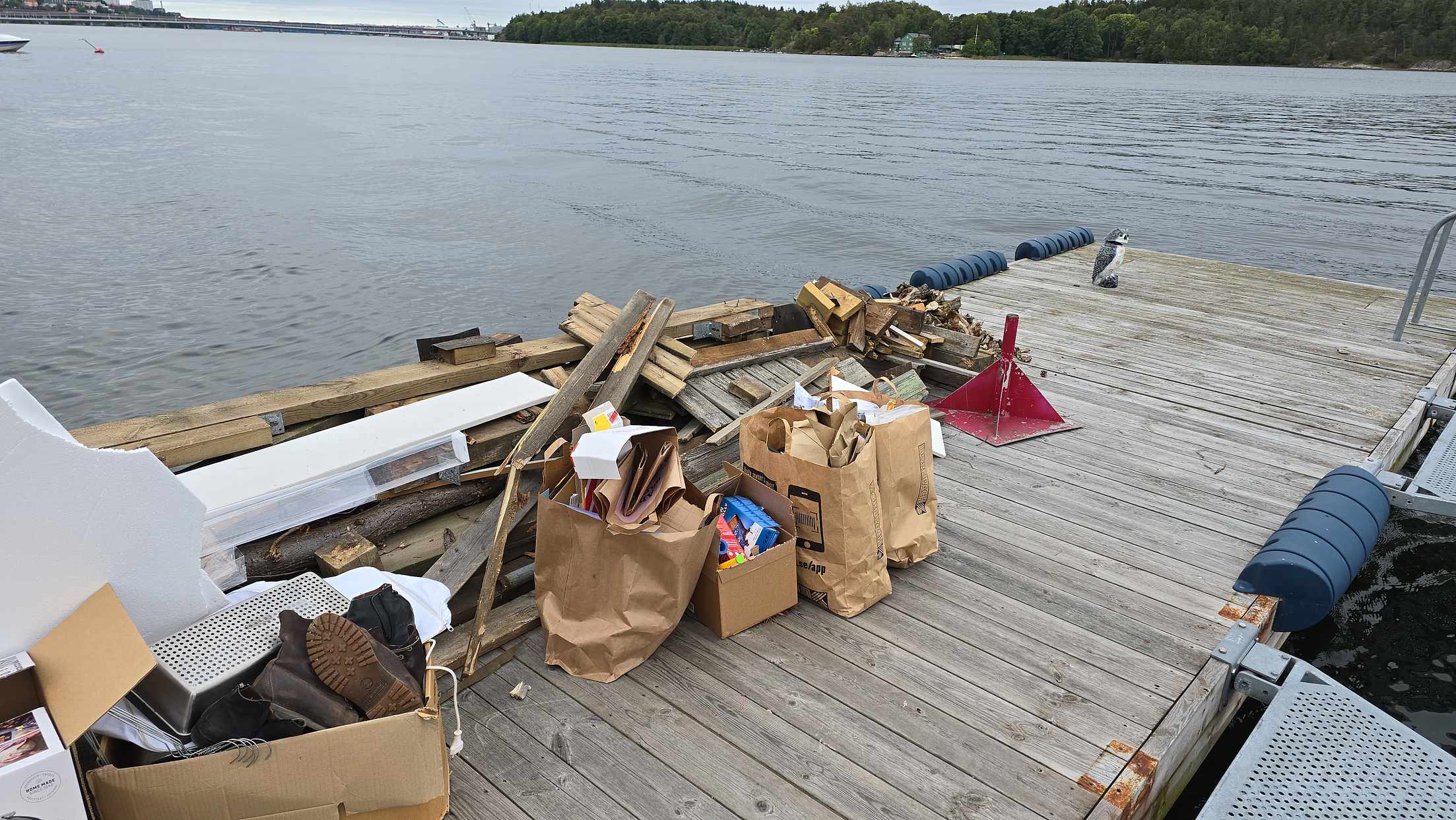 image of Div gammal trall, kartong - Stocksund