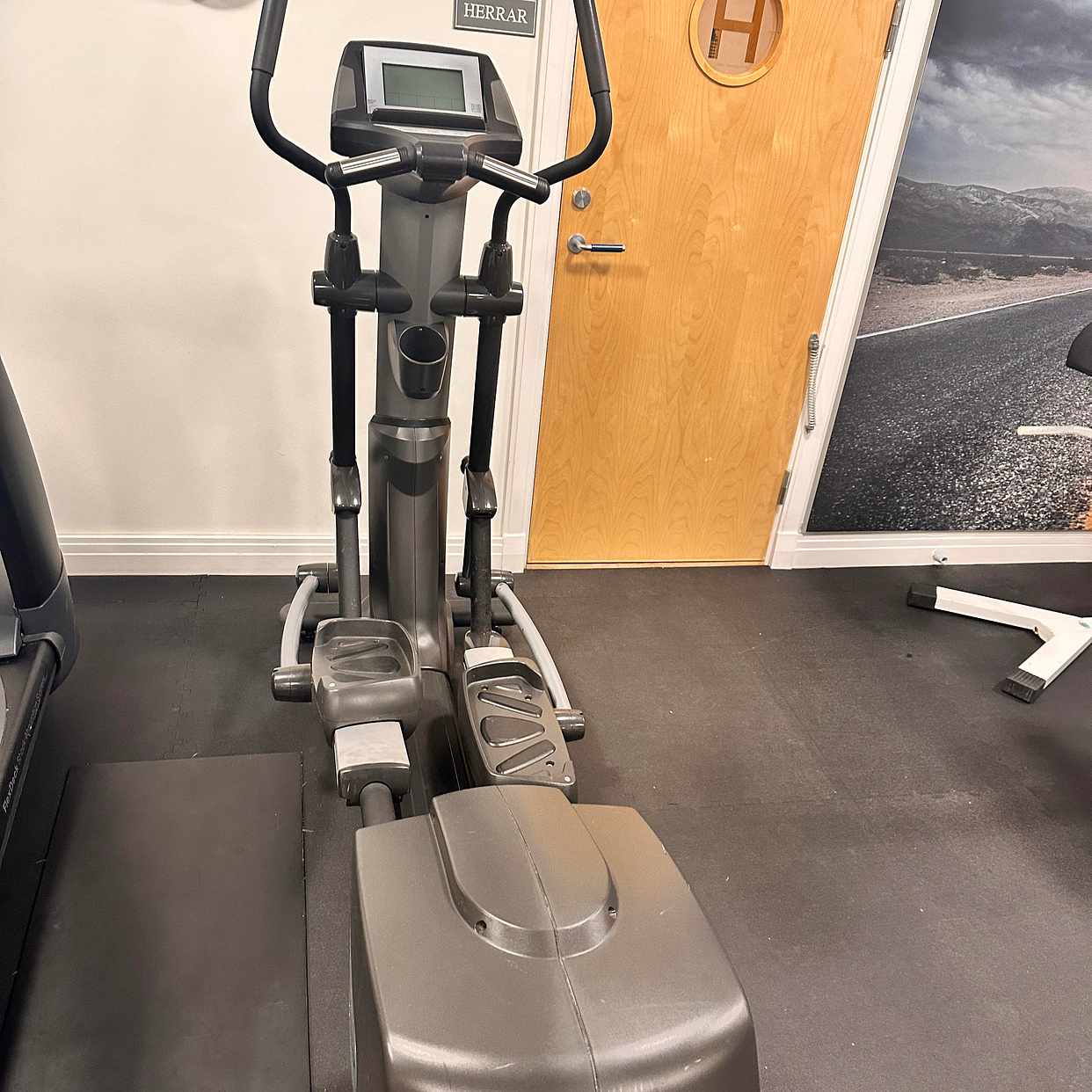 image of Crosstrainer bortskänkes - Lidingö