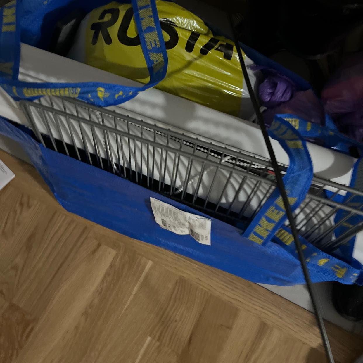 image of En stor spegel och påse - 