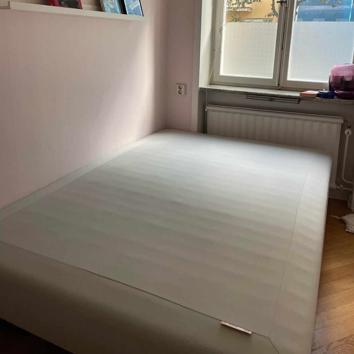 image of Säng bortskänkes (140cm) - Stockholm