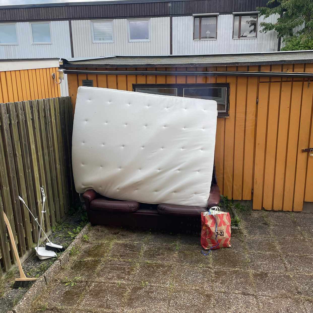 image of Leverans av madrass - 