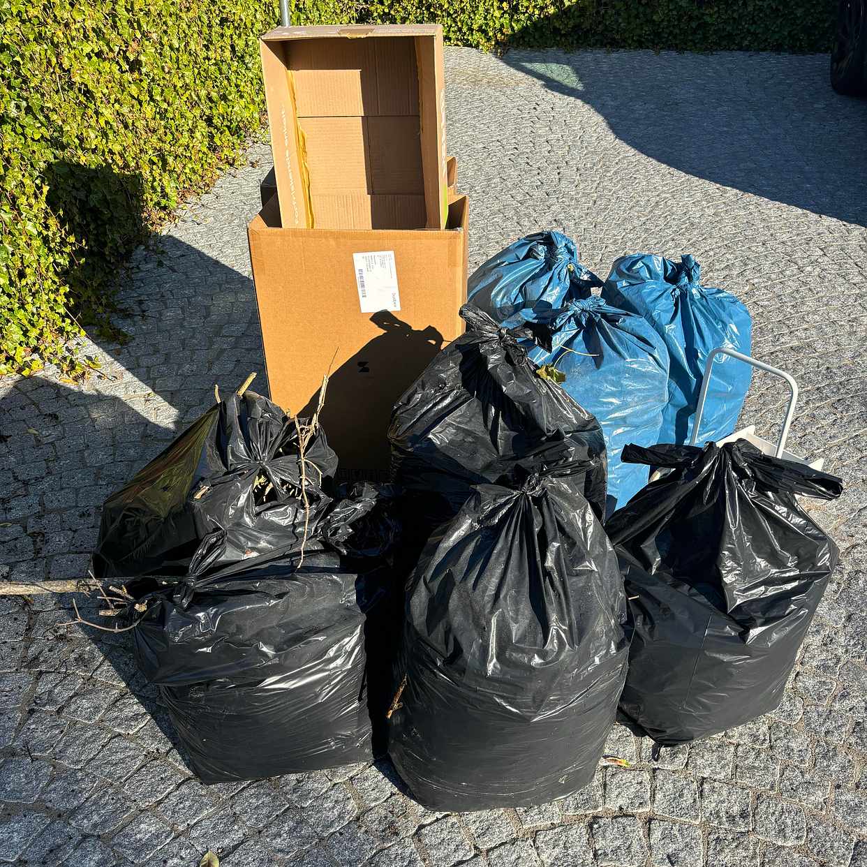 image of Trädgårds & Bygg avfall - Lidingö
