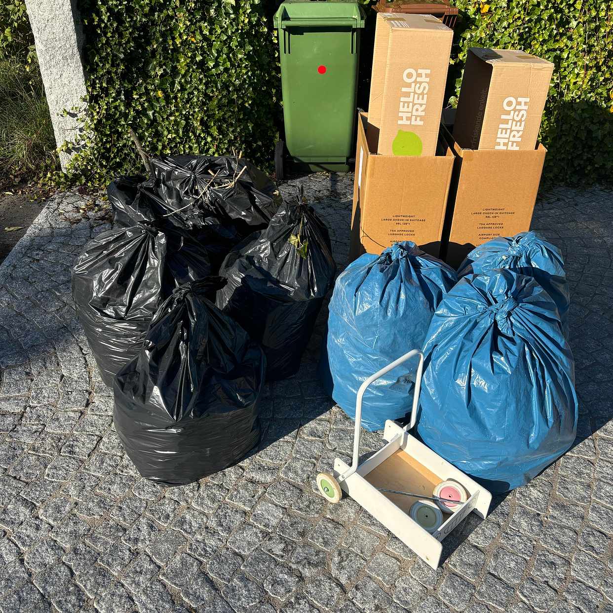 image of Trädgårds & Bygg avfall - Lidingö