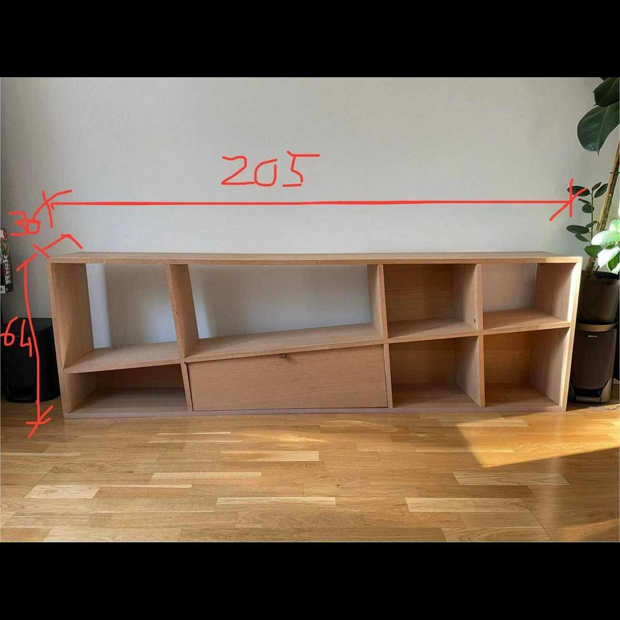 image of Flytta en tv bänk - 
