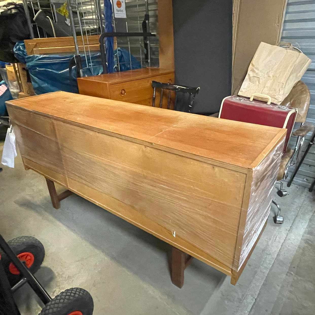 image of Sideboard - flyttas - 