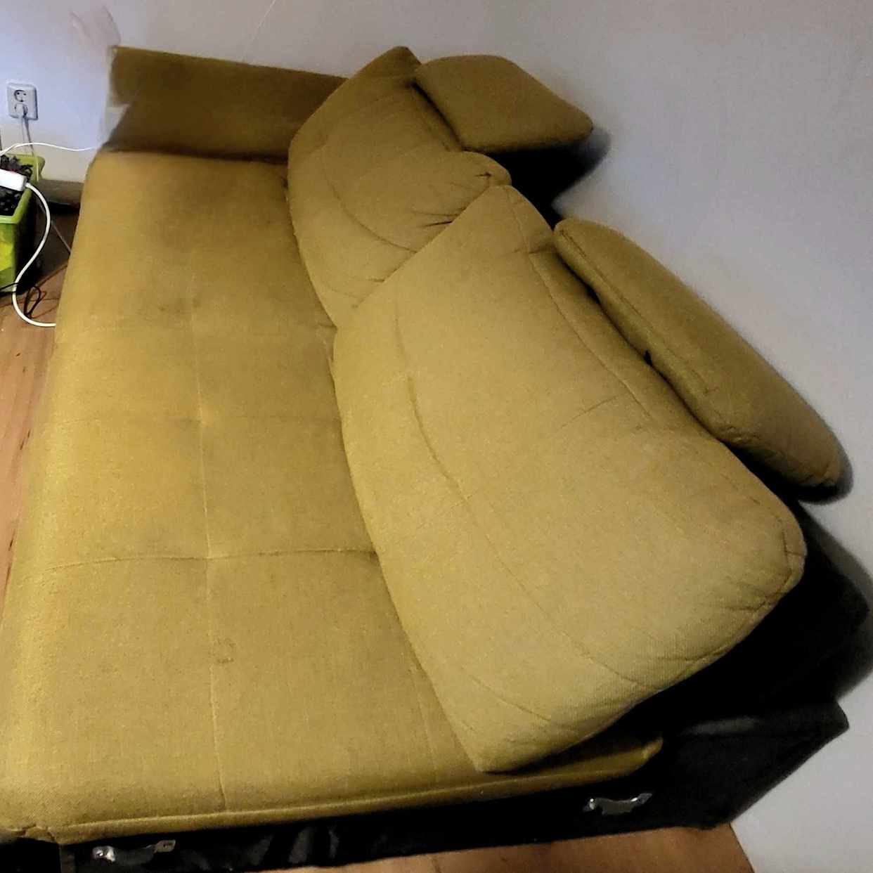 image of 1 Sessel + kleines Sofa - Berlin