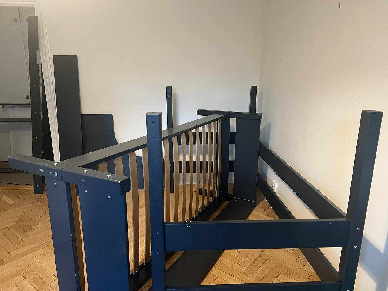 image of Skänkes!–Loftsäng-skrivbo - 